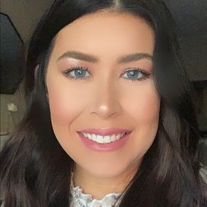 Meet your Posher, Kenzie